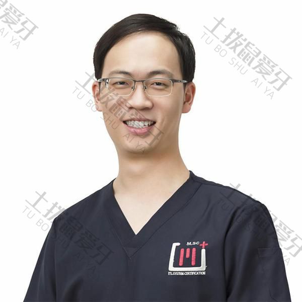 周凱華